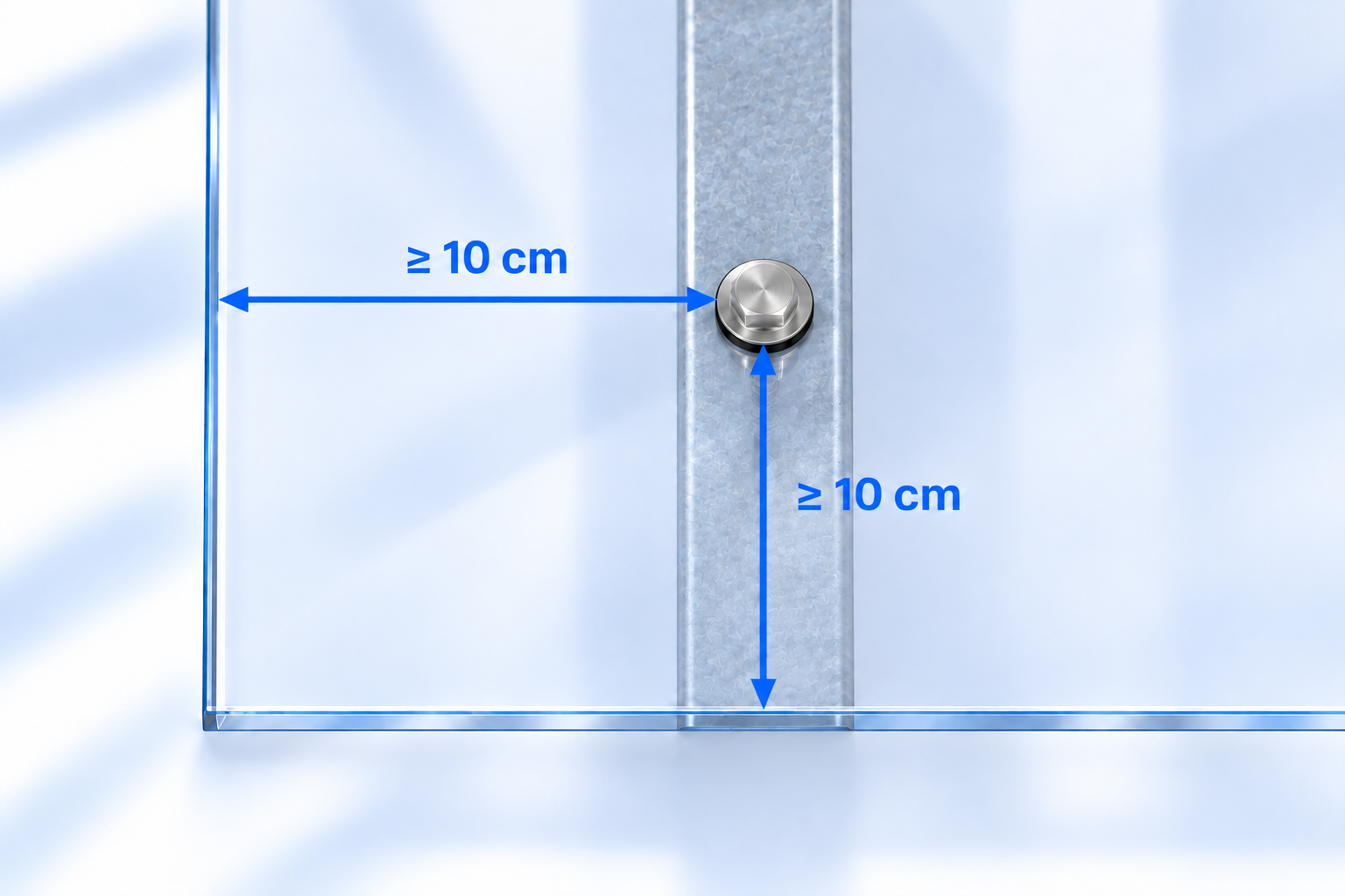 Vít có đệm kín bắt vào xà gồ dưới tấm Polycarbonate phẳng mịn; hai đường đo vuông góc tới hai cạnh hở đều ghi tối thiểu 10 cm.